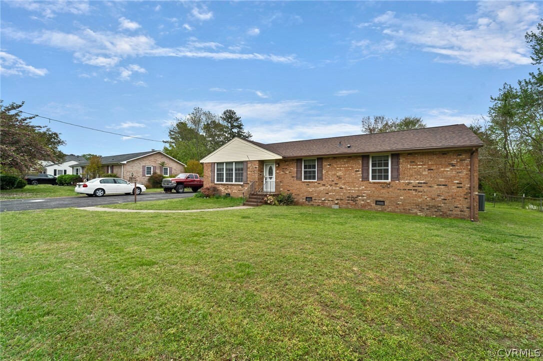 Property Photo:  5813 Sutherland Drive  VA 23885 