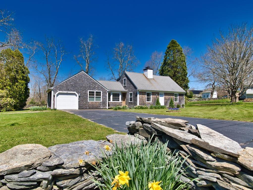 Property Photo:  38 Bonniefield Drive  RI 02878 