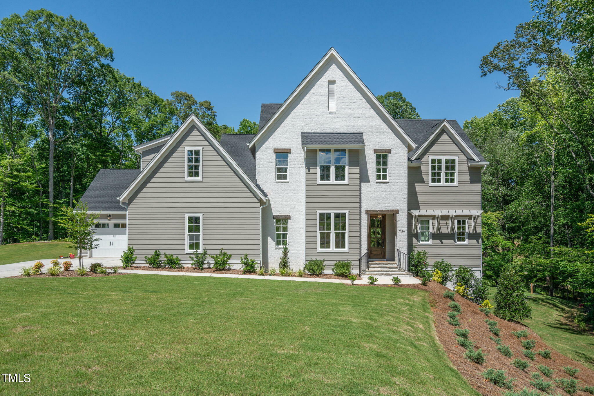 Property Photo: 7124 Camp Side Court NC 27613