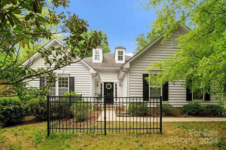 219 Sardis Road N  Charlotte NC 28270 photo