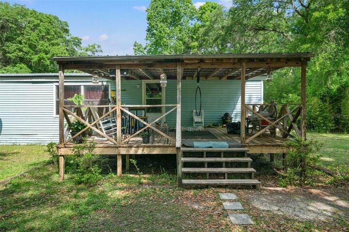 Property Photo:  2600 Endsley Road  FL 34604 