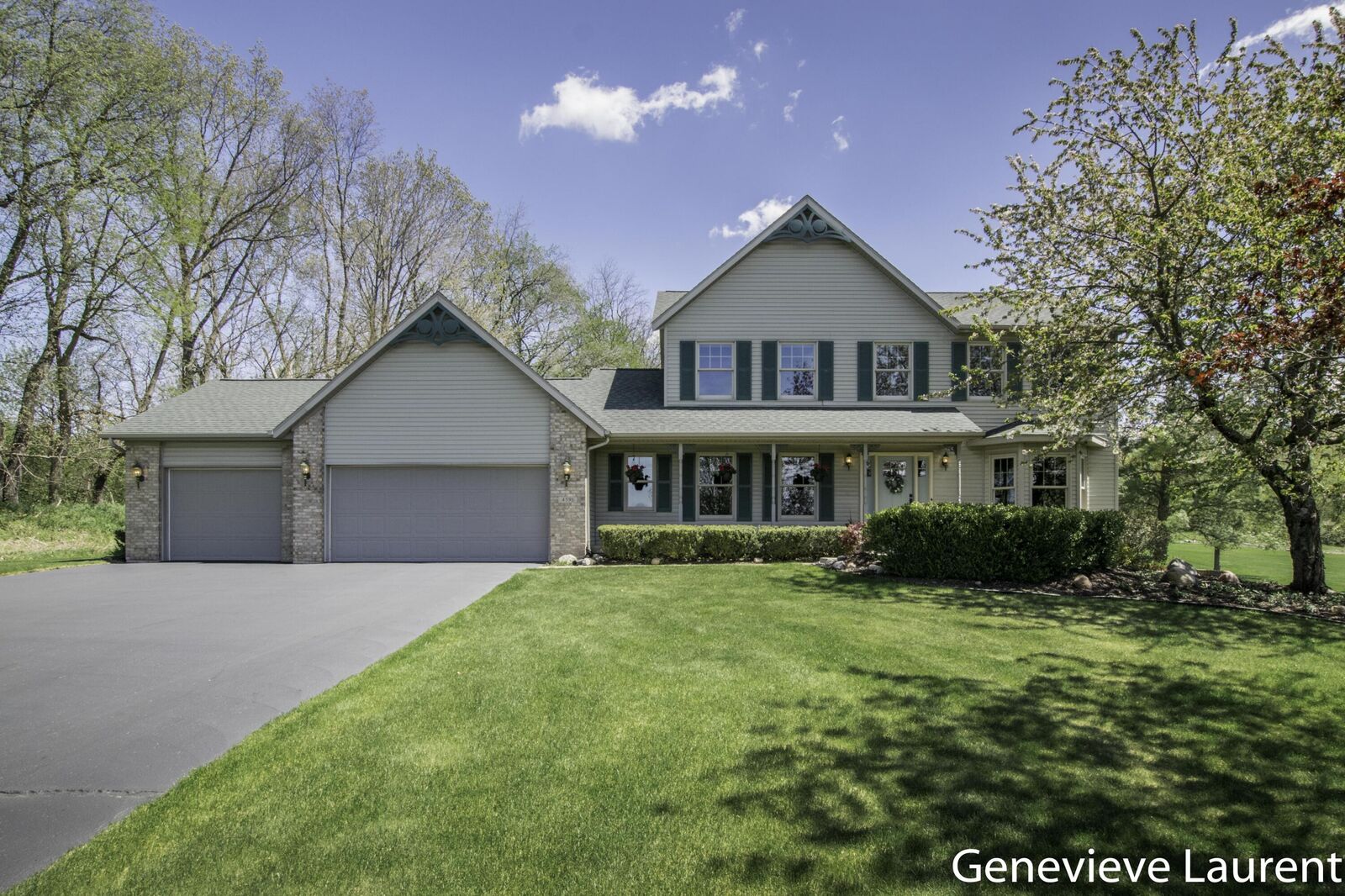 Property Photo:  4596 Sunflower Ridge Drive NE  MI 49301 