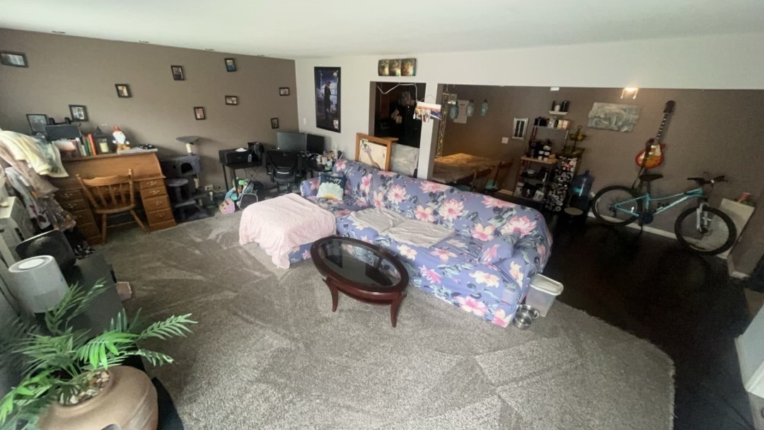 Property Photo:  685 E Fullerton Avenue 2-103  IL 60139 