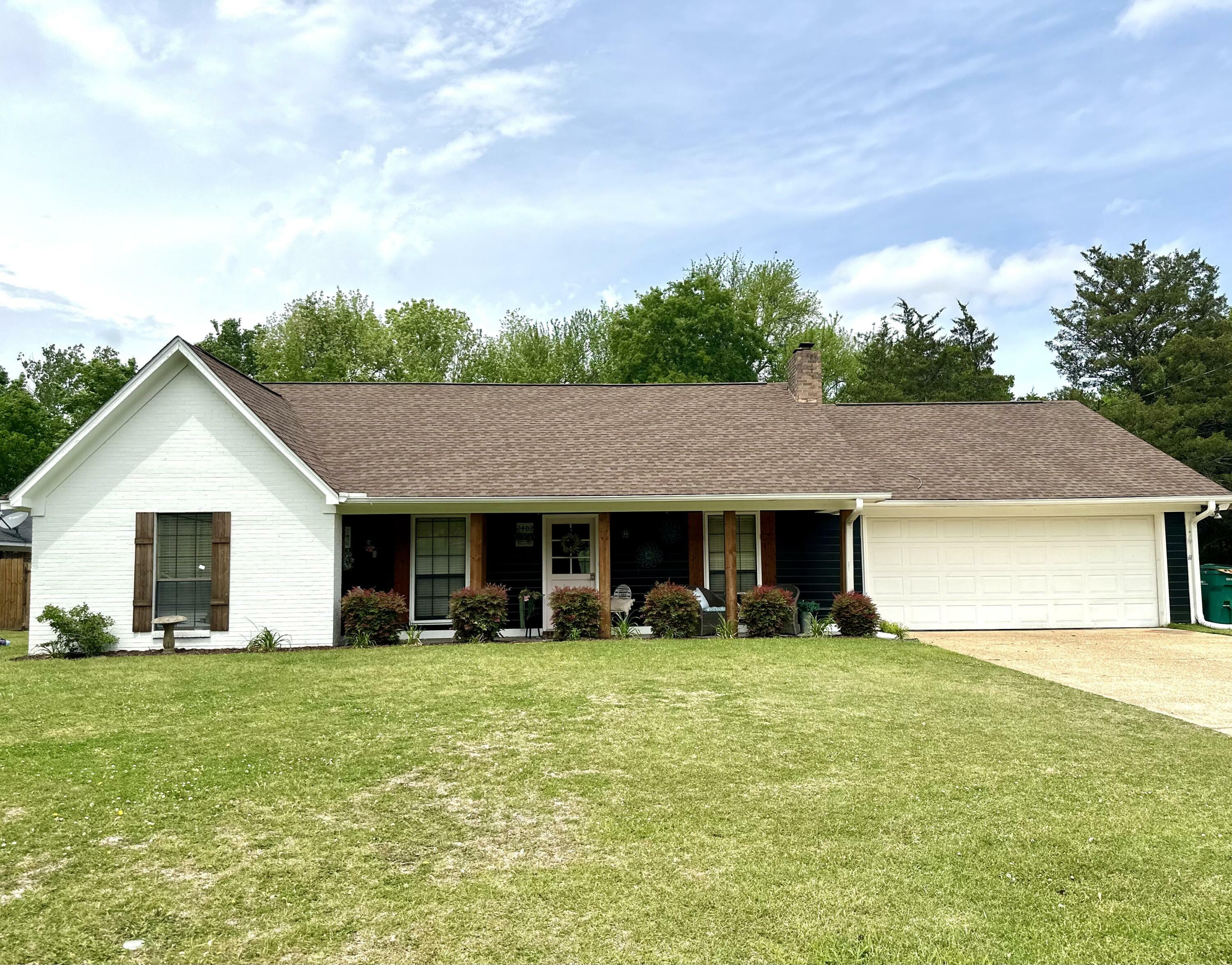 Property Photo:  2402 Holly Hill Dr.  MS 38801 