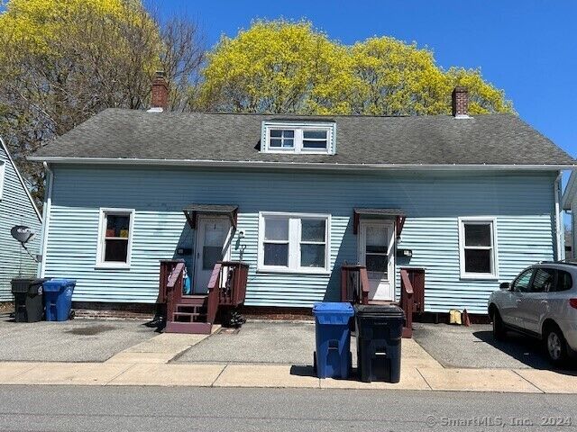 Property Photo:  128 Ashland Street  CT 06351 