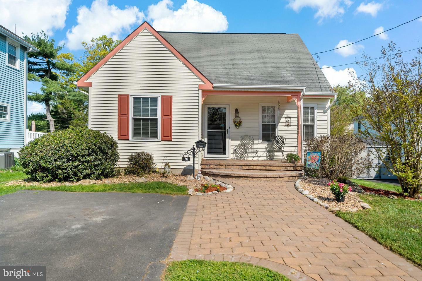 Property Photo:  76 Holly Avenue  PA 19047 