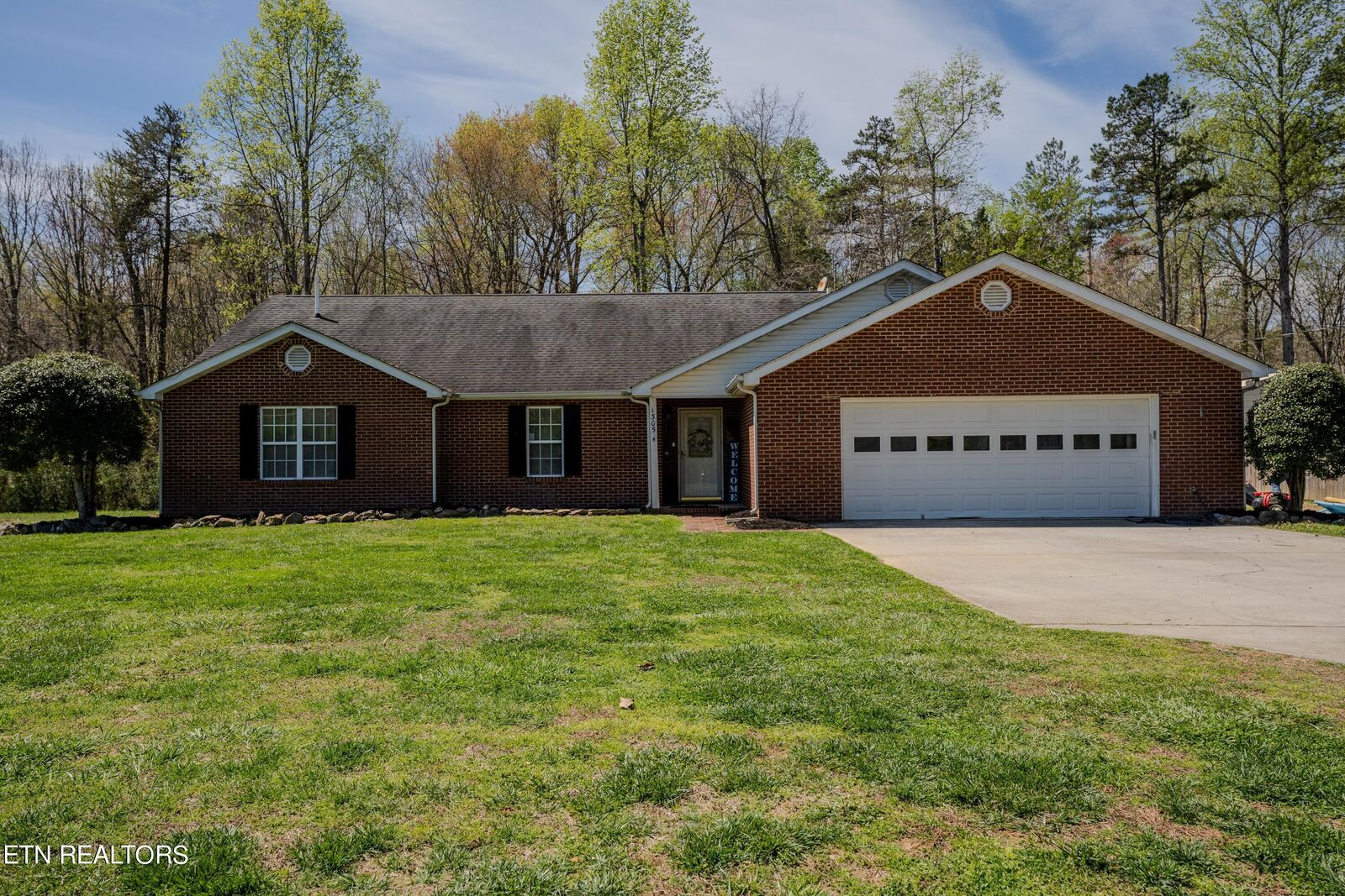 Property Photo: 1305 Price Rd TN 37771