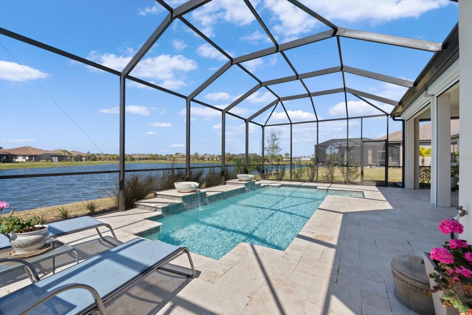 Property Photo: 6031 Grandview Hill Court FL 34203