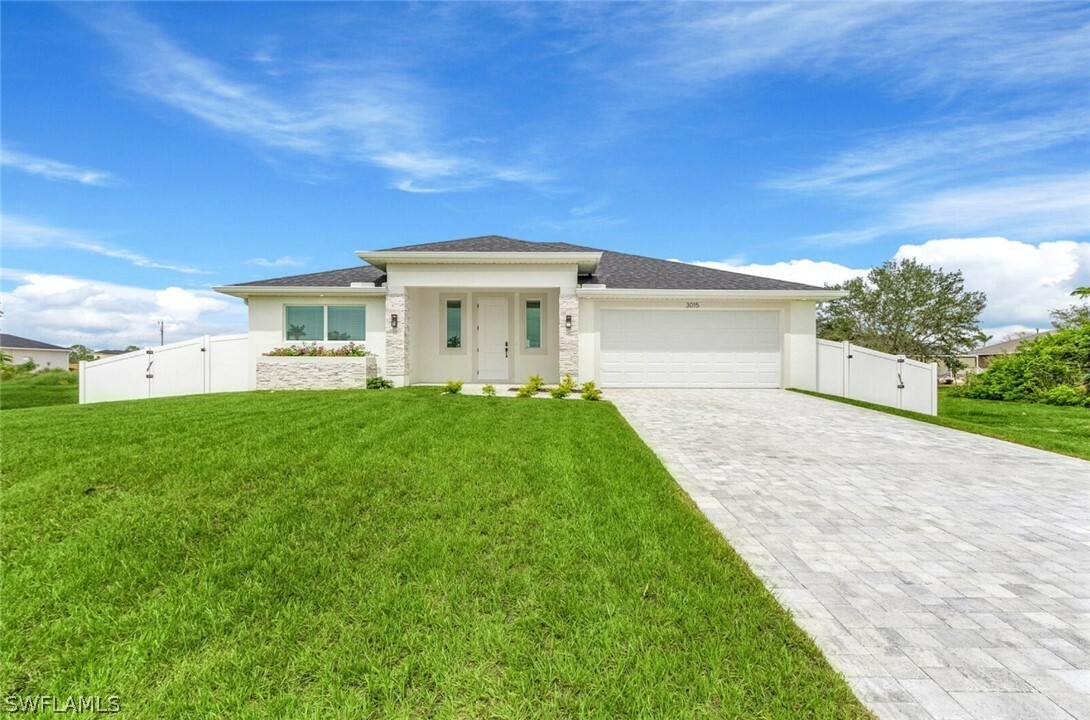 Property Photo:  2305 NW 27th Avenue  FL 33993 