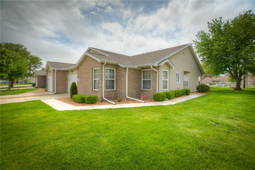 Property Photo:  4882 Arbor Court  IL 62526 