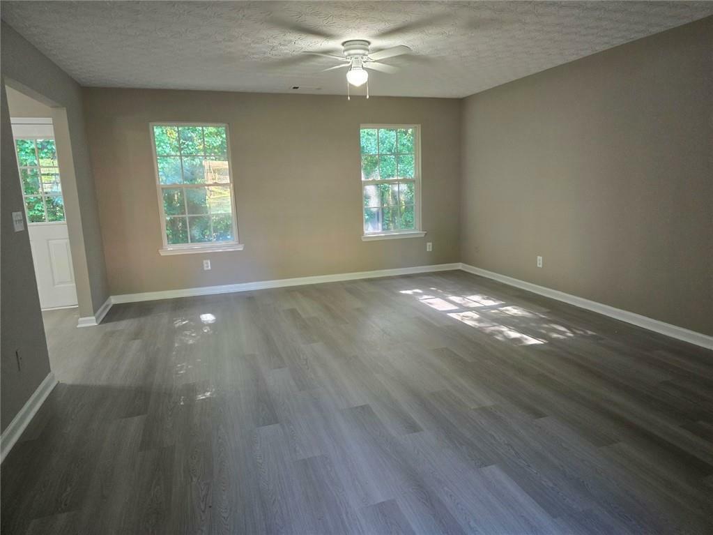 Property Photo:  10107 Clearview Drive NW  GA 30014 