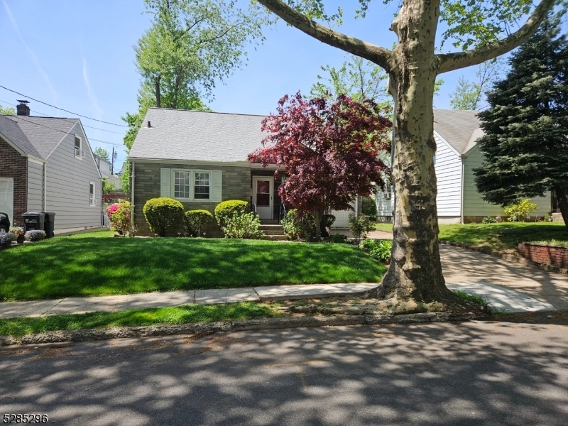 Property Photo:  1044 Chester St  NJ 07205 