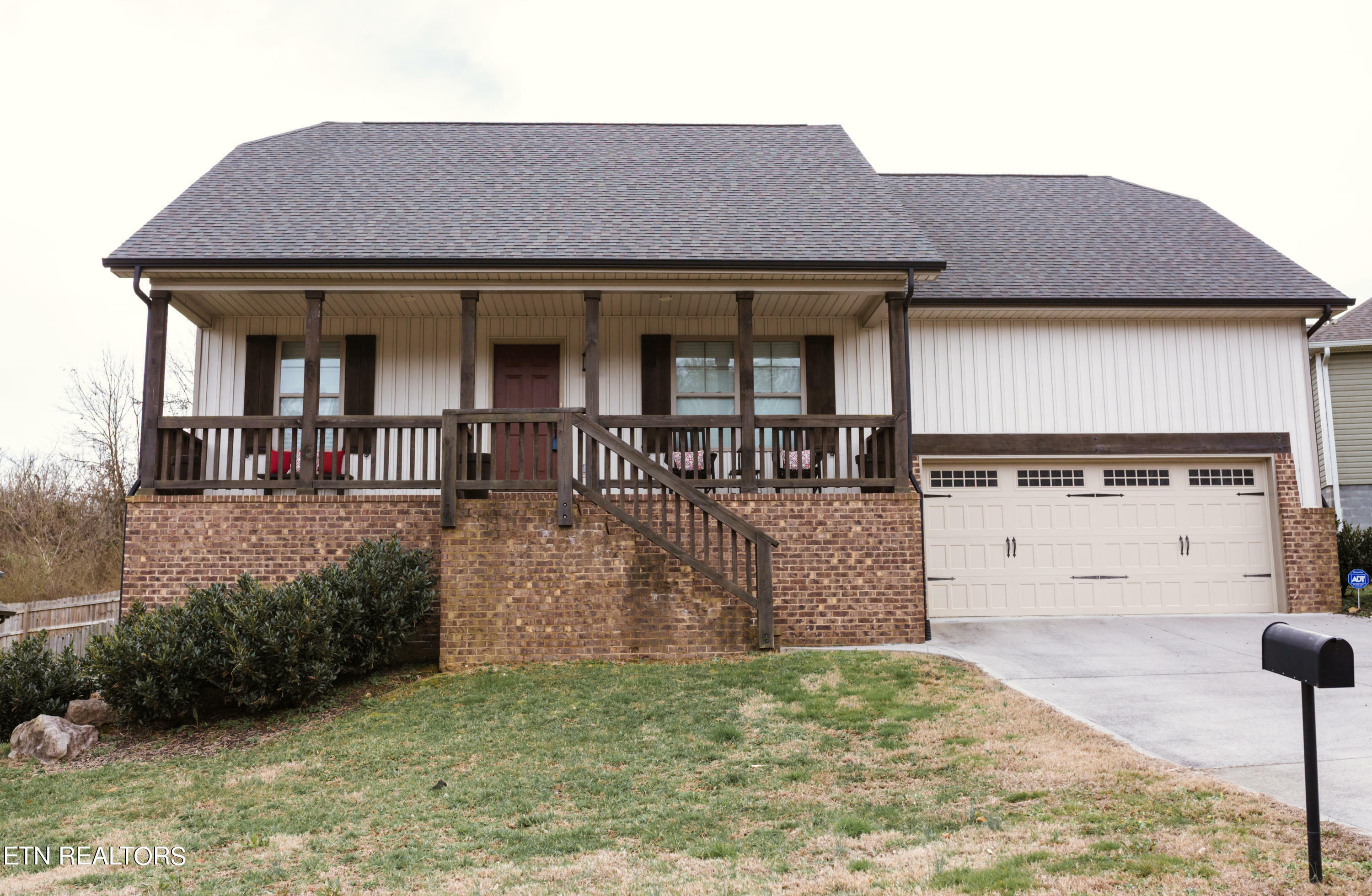 Property Photo:  2420 Chimney Rock Lane  TN 37920 