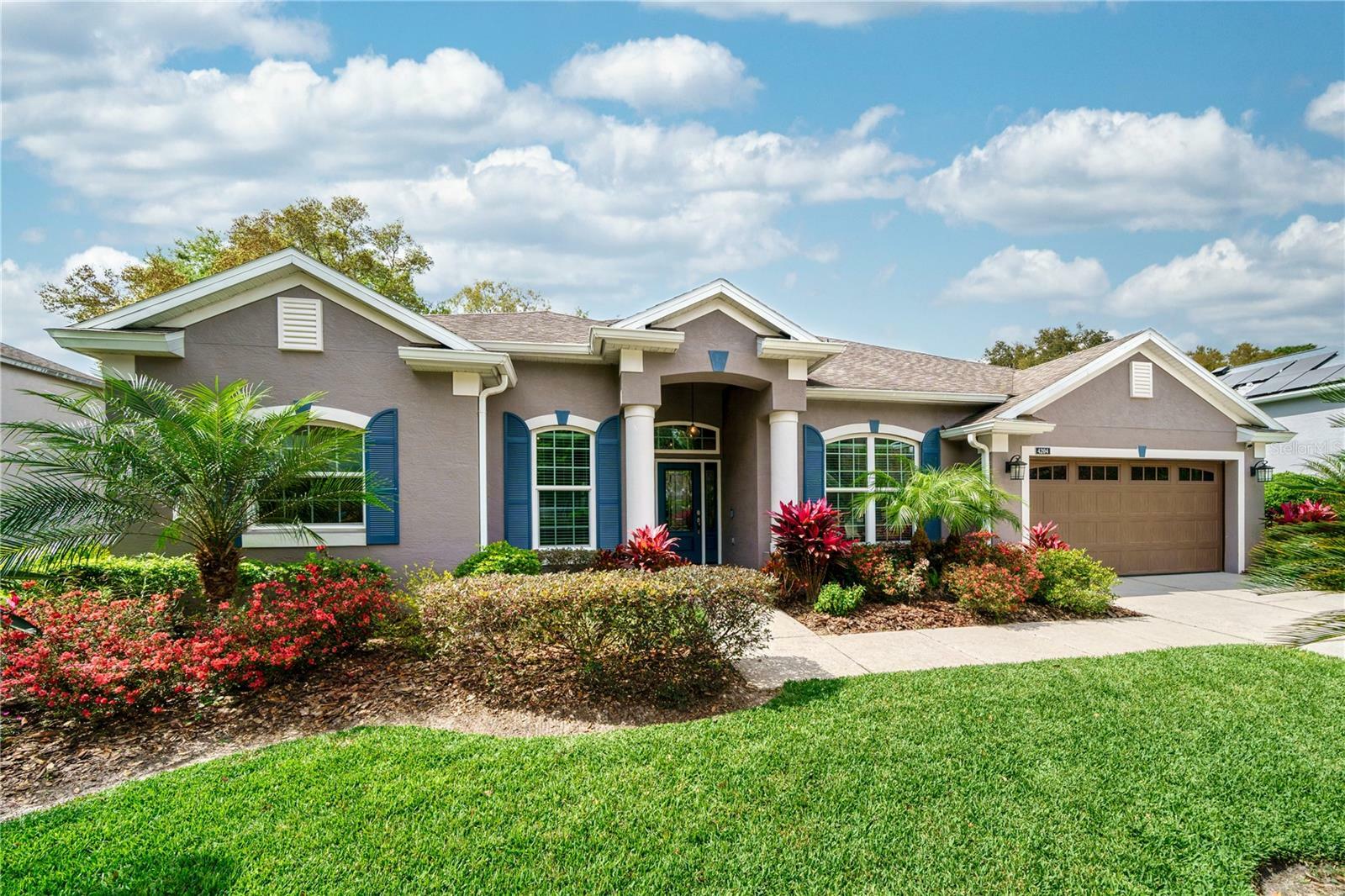 Property Photo: 4204 Caledonia Avenue FL 32712