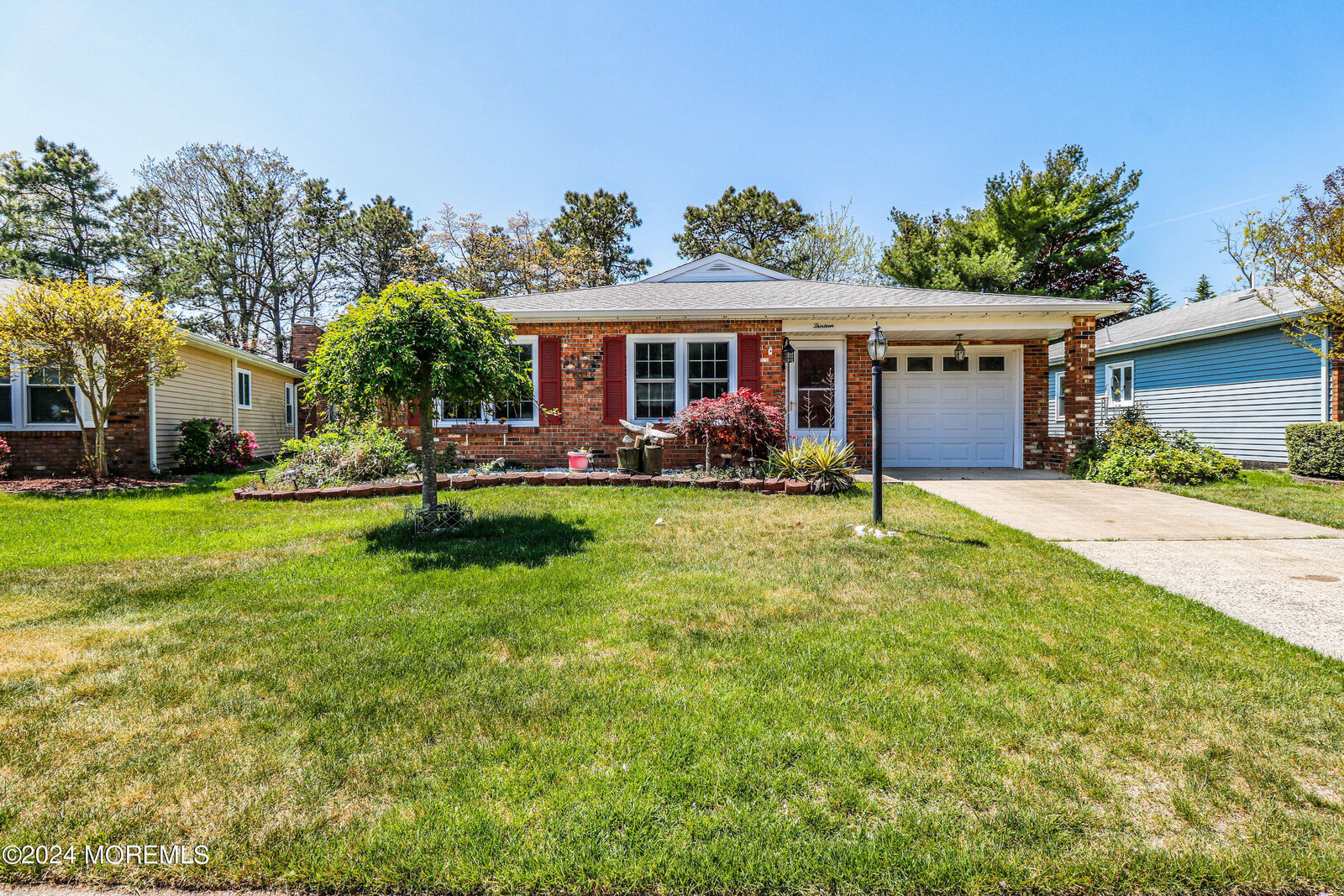 Property Photo: 13 Carter Way NJ 08723