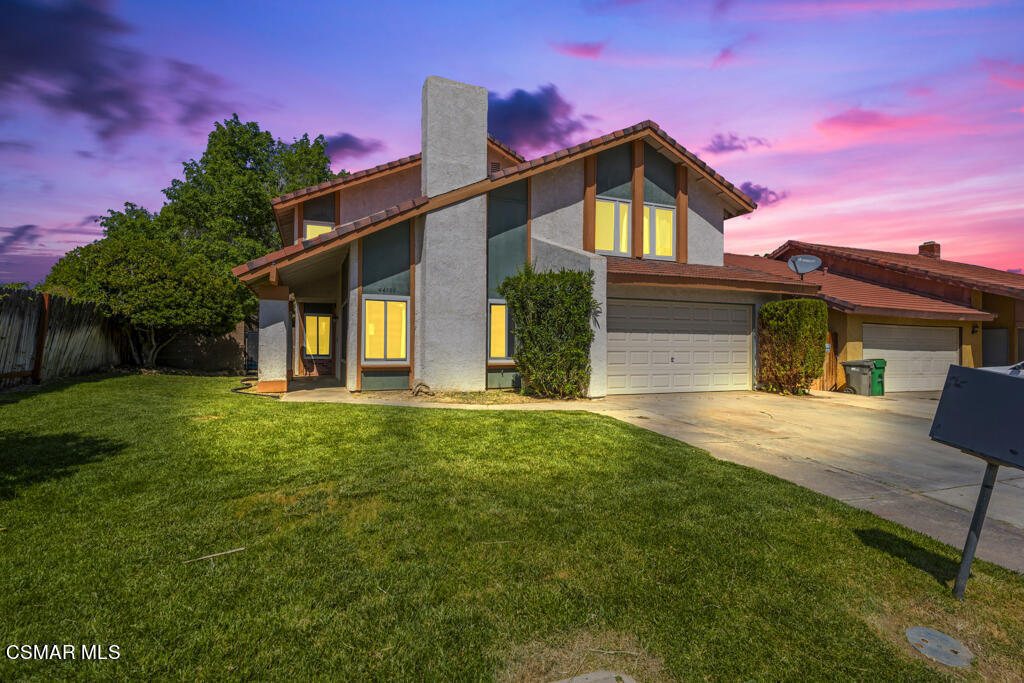 Property Photo:  44101 Watford Avenue  CA 93535 