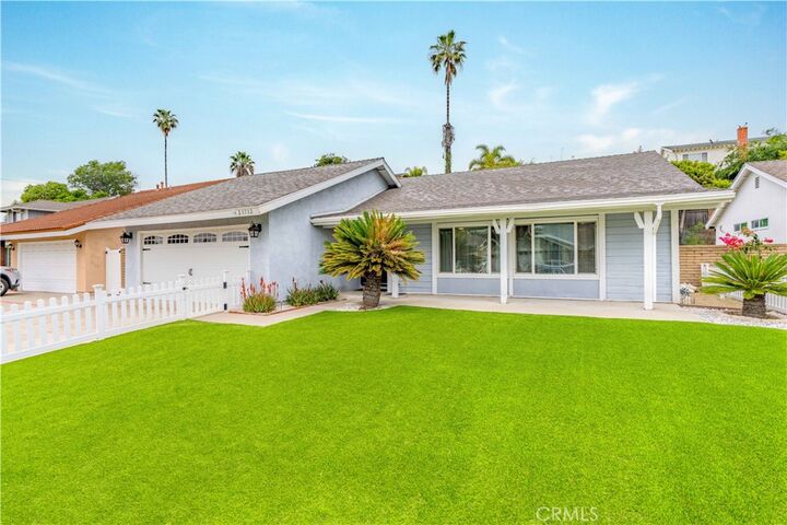 Property Photo: 23732 Calle Ganador CA 92691