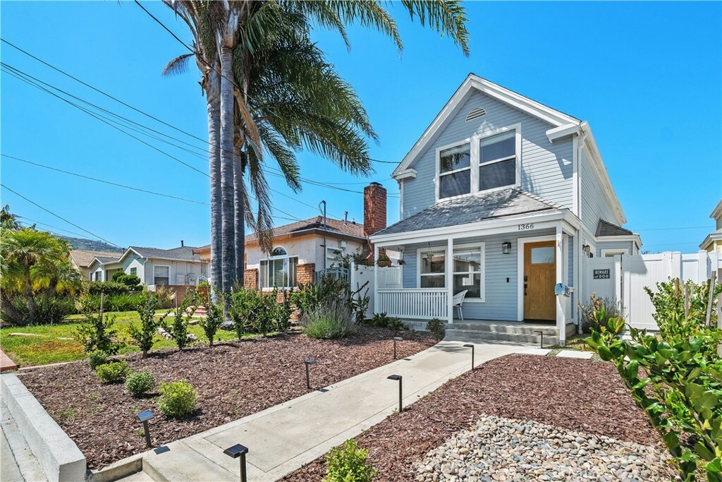 Property Photo:  1366 W 2nd Street  CA 90732 