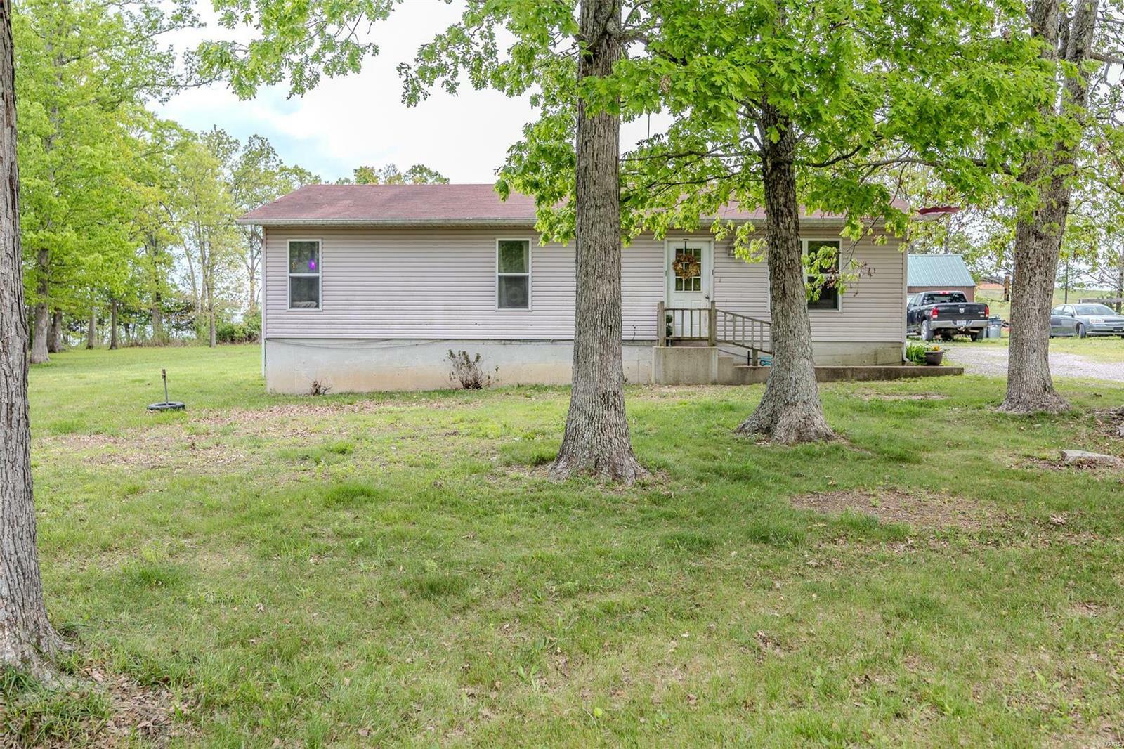 Property Photo:  22710 Sunshine Lane  MO 65536 