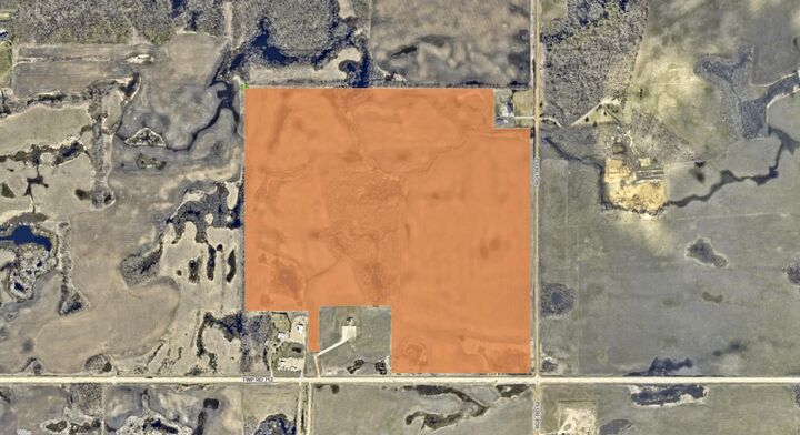 Property Photo: SE-15-71-5-W6 AB T8X 4A2