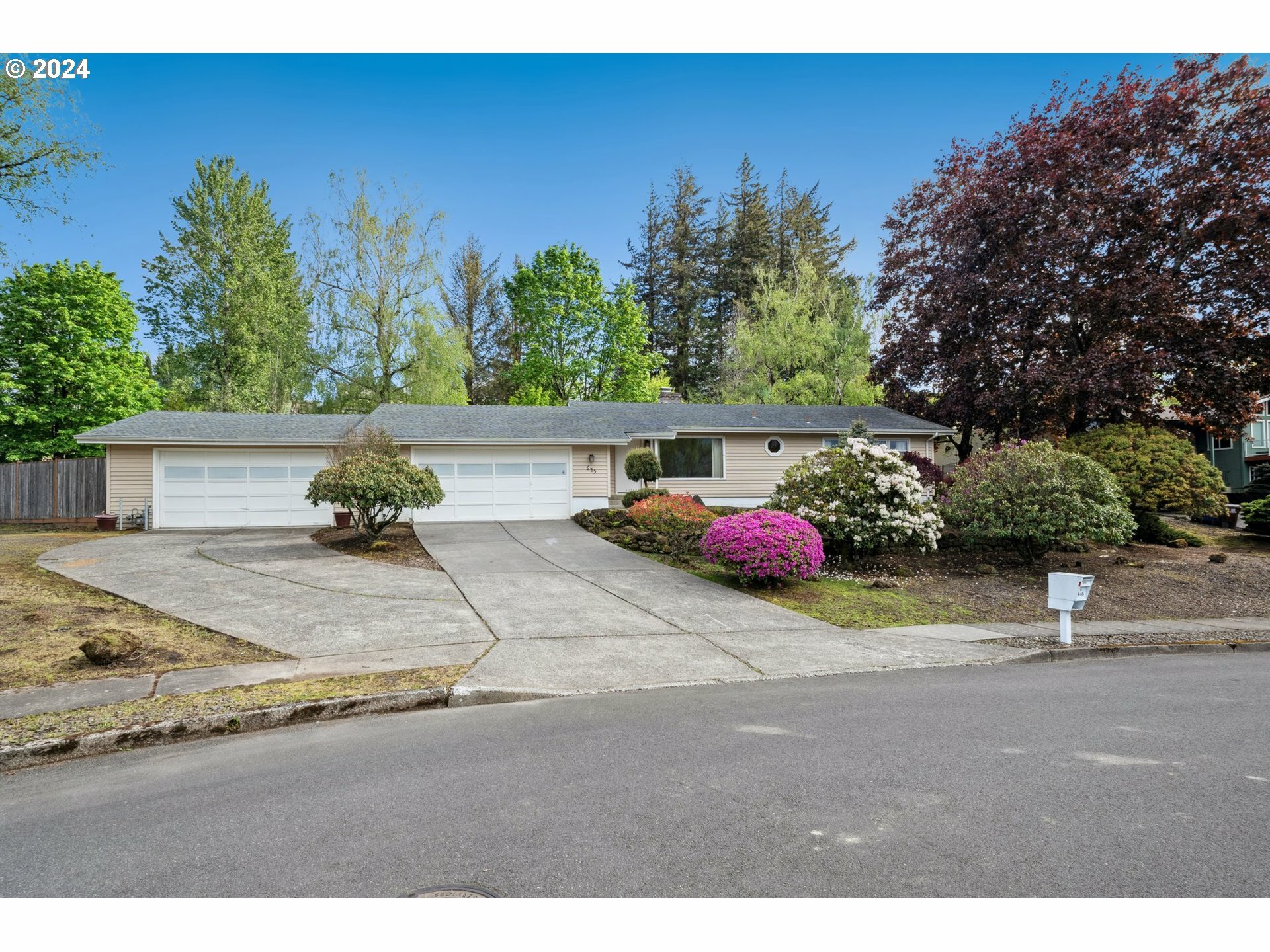 645 NE Wendy Ln  Gresham OR 97030 photo