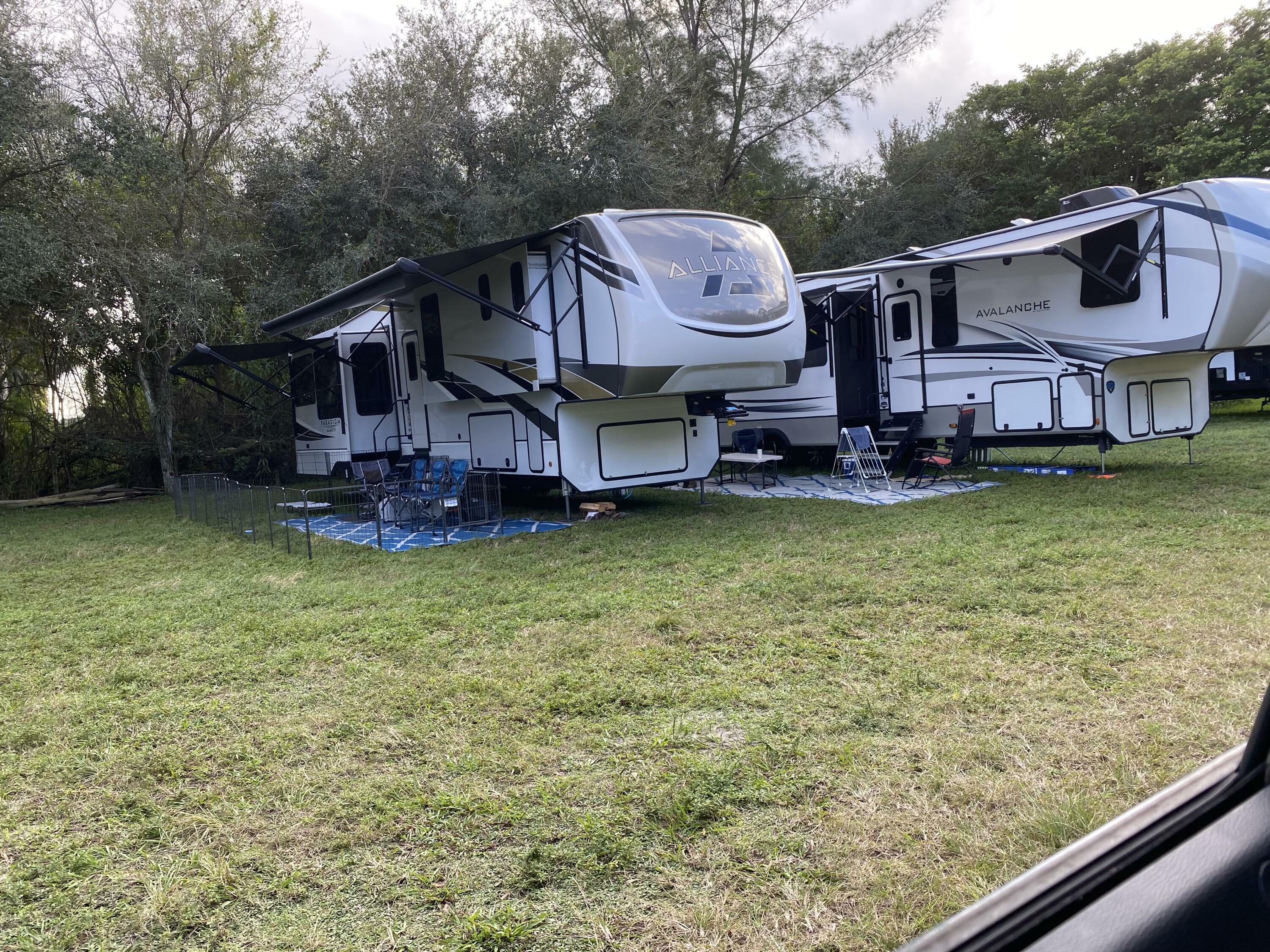 Property Photo:  2141 B Road Rv Spot 2  FL 33470 