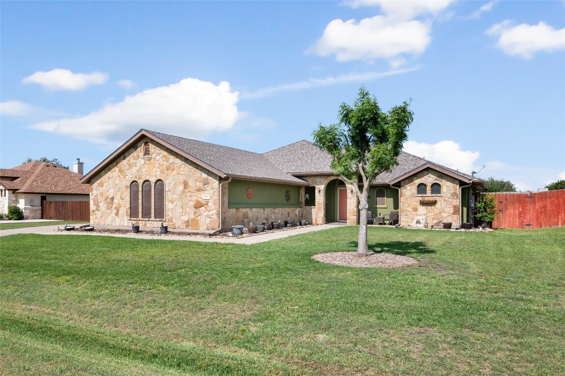 Property Photo:  2091 Pirtle Drive  TX 76571 