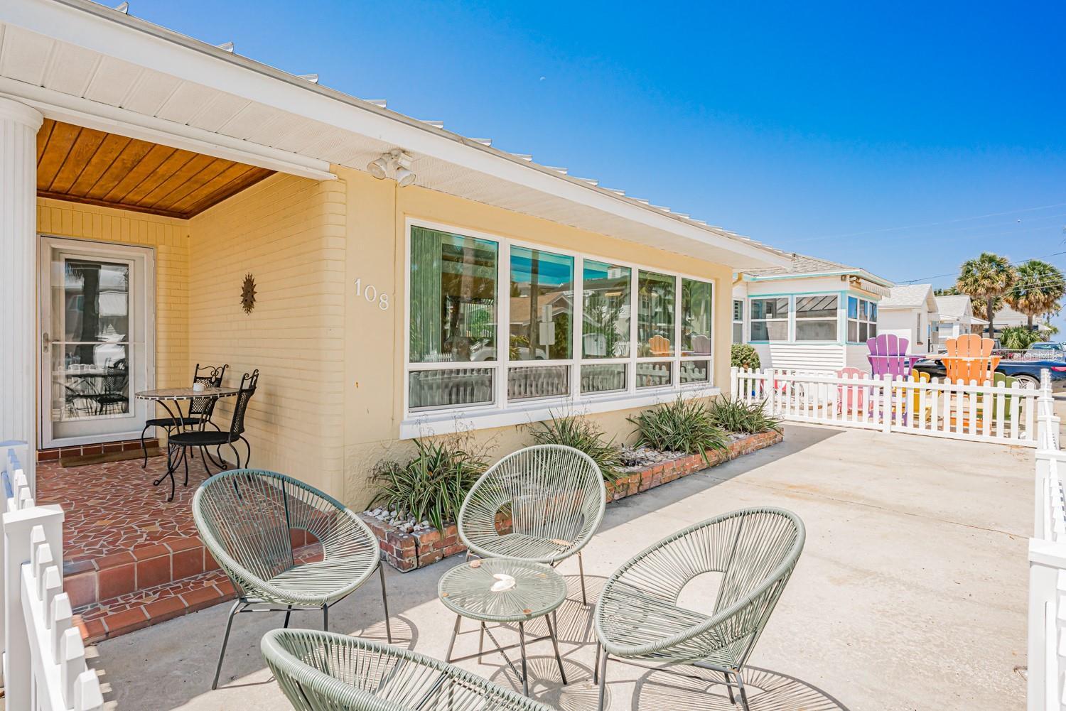 Property Photo: 108 11th Avenue FL 33706