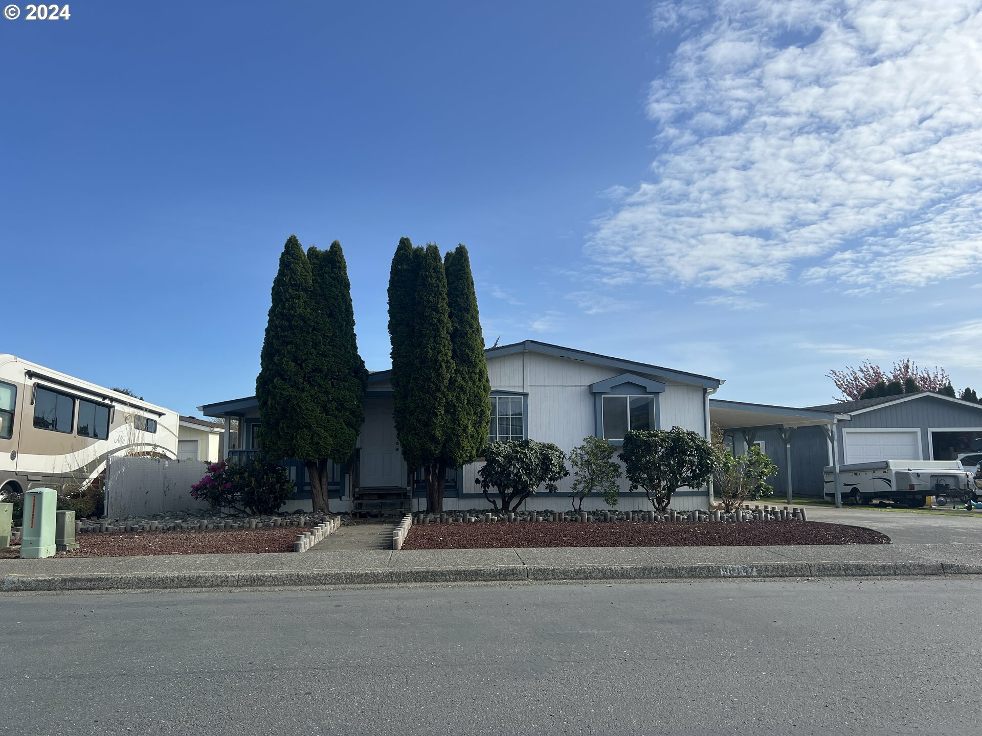 Property Photo:  98147 W Nelson Dr  OR 97415 