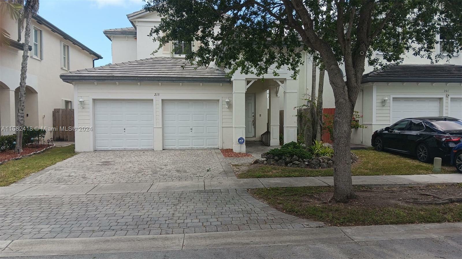 Property Photo:  215 NE 36th Avenue Rd  FL 33033 