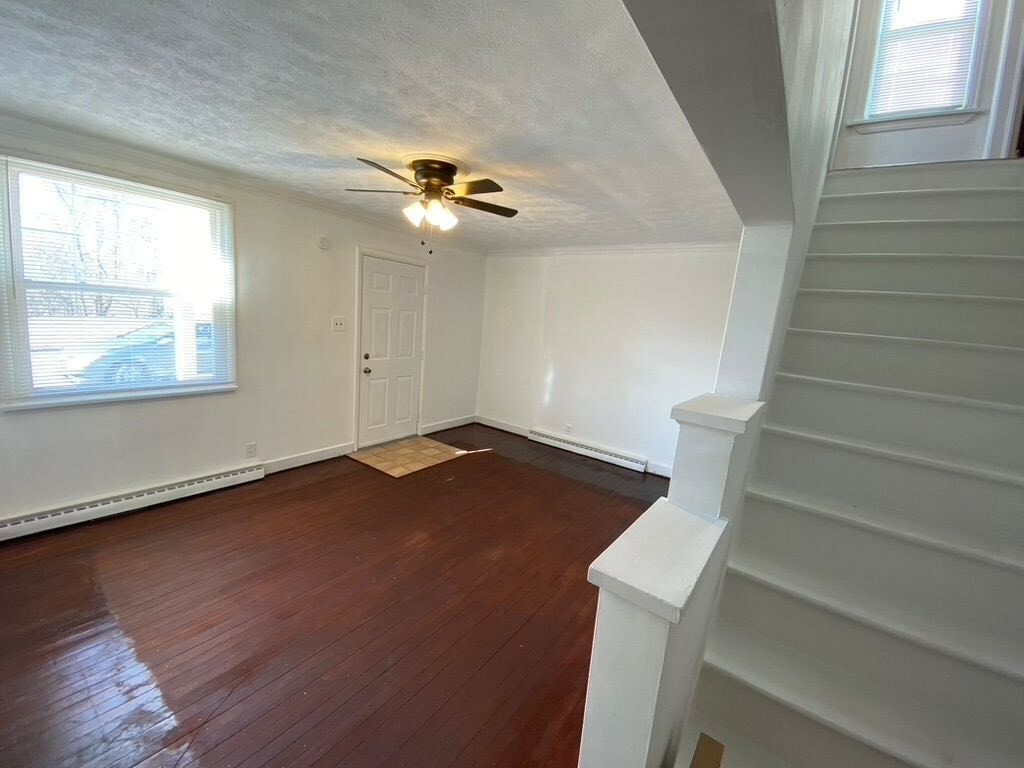 Property Photo:  932 Vankirk St  PA 15025 