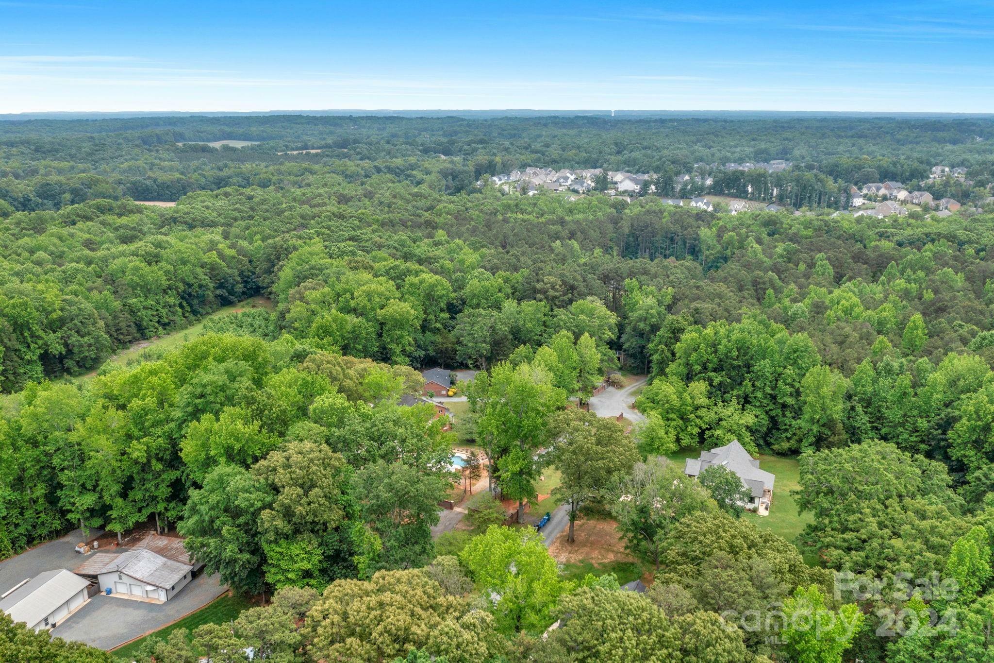 Property Photo:  10436 Connell Road  NC 28227 