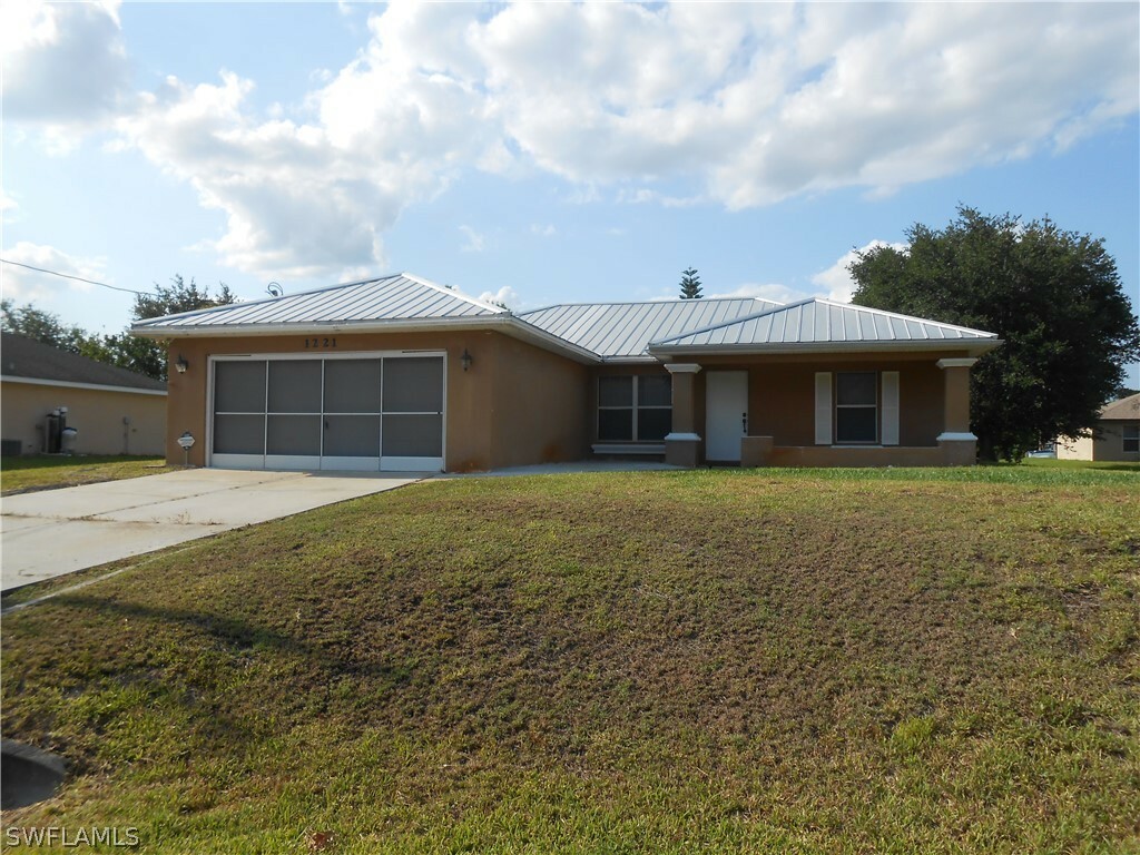 Property Photo:  1221 Belair Street E  FL 33974 