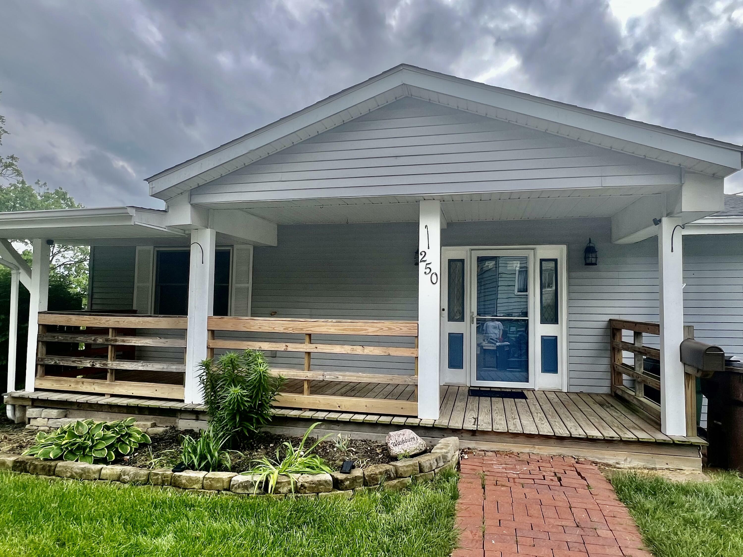 Property Photo: 250 Clifton Avenue KY 41071