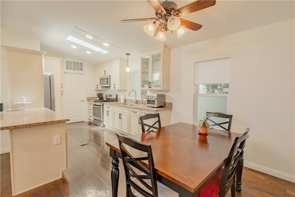 Property Photo:  4201 Topanga Canyon Blvd 136  CA 91364 