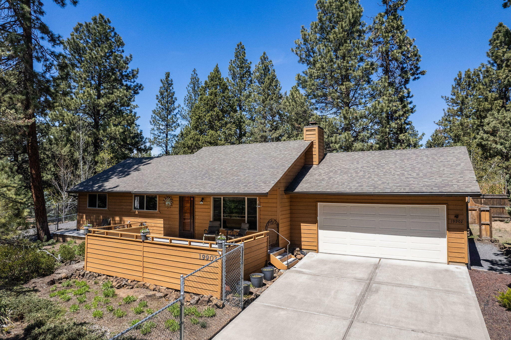 Property Photo: 19902 Cyprus Street OR 97702