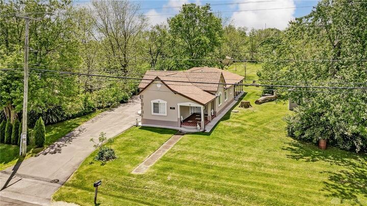 1905 E Leffel Lane  Springfield OH 45505 photo