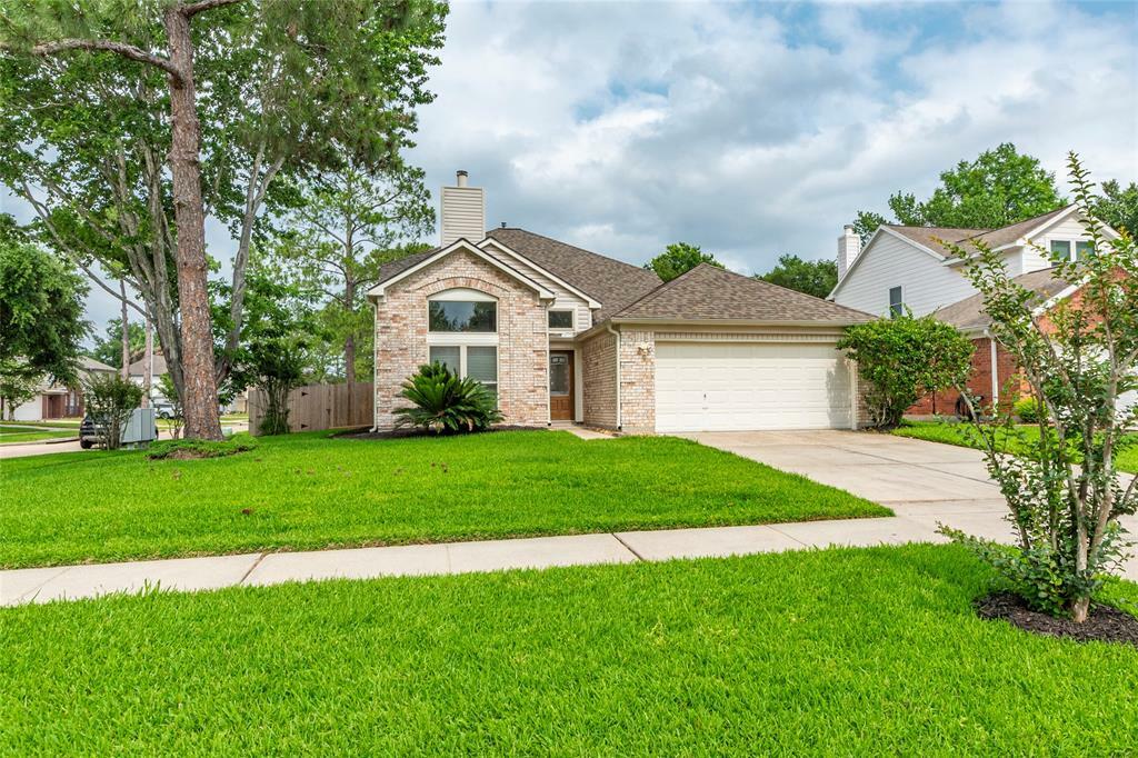 14515 Oak Chase Drive  Houston TX 77062 photo