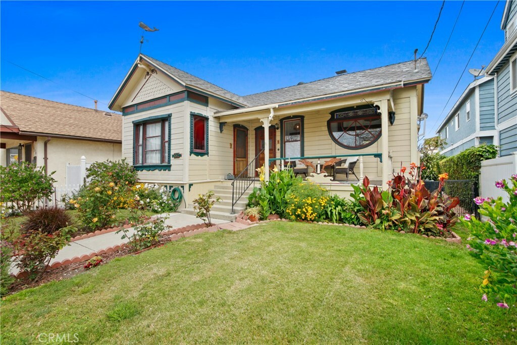 Property Photo:  552 W 19th Street  CA 90731 