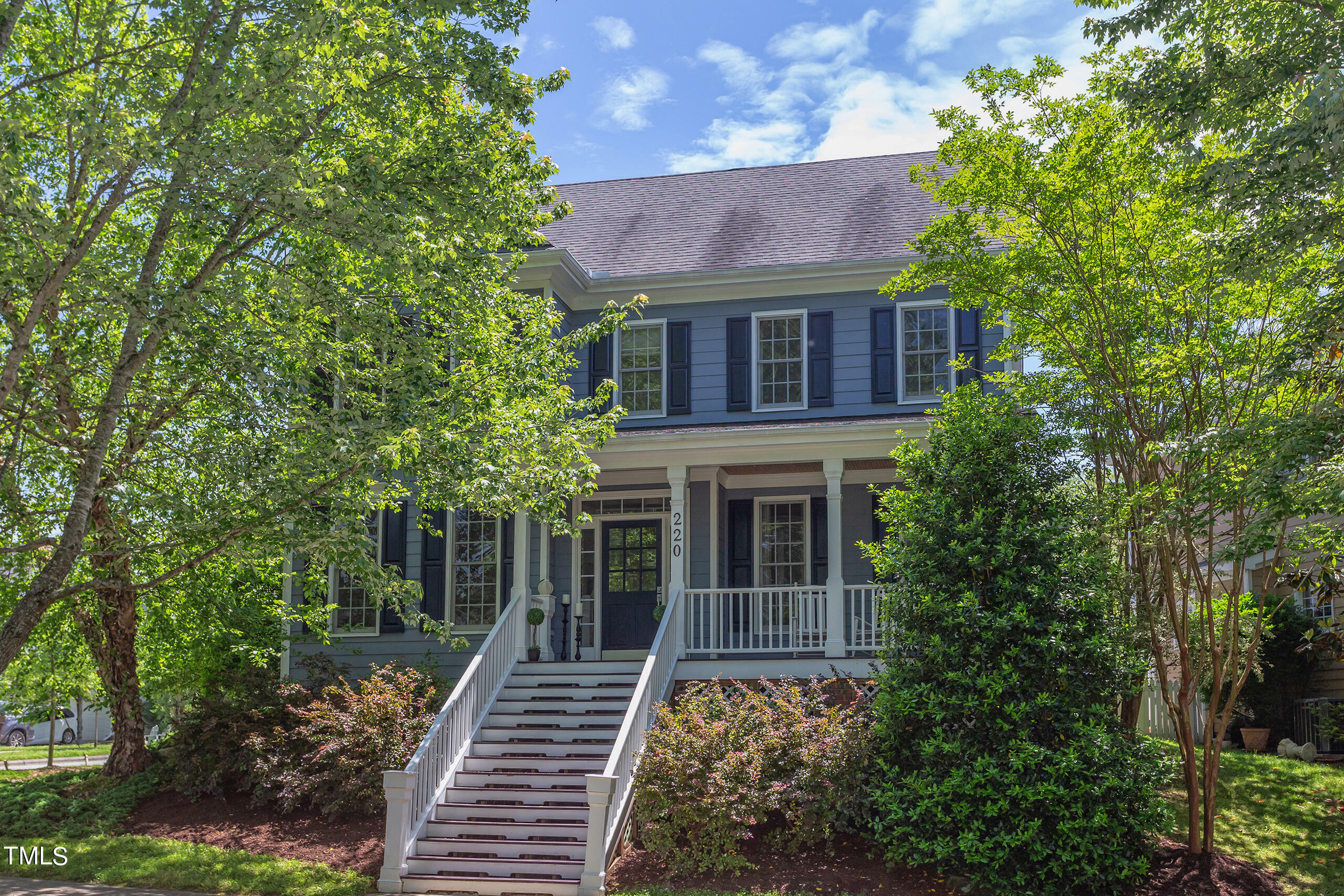 Property Photo:  220 Glade Street  NC 27516 