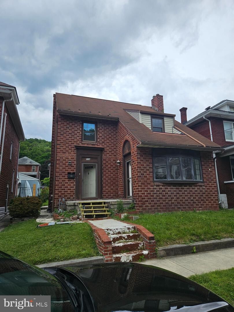 Property Photo:  704 Frederick Street  MD 21502 