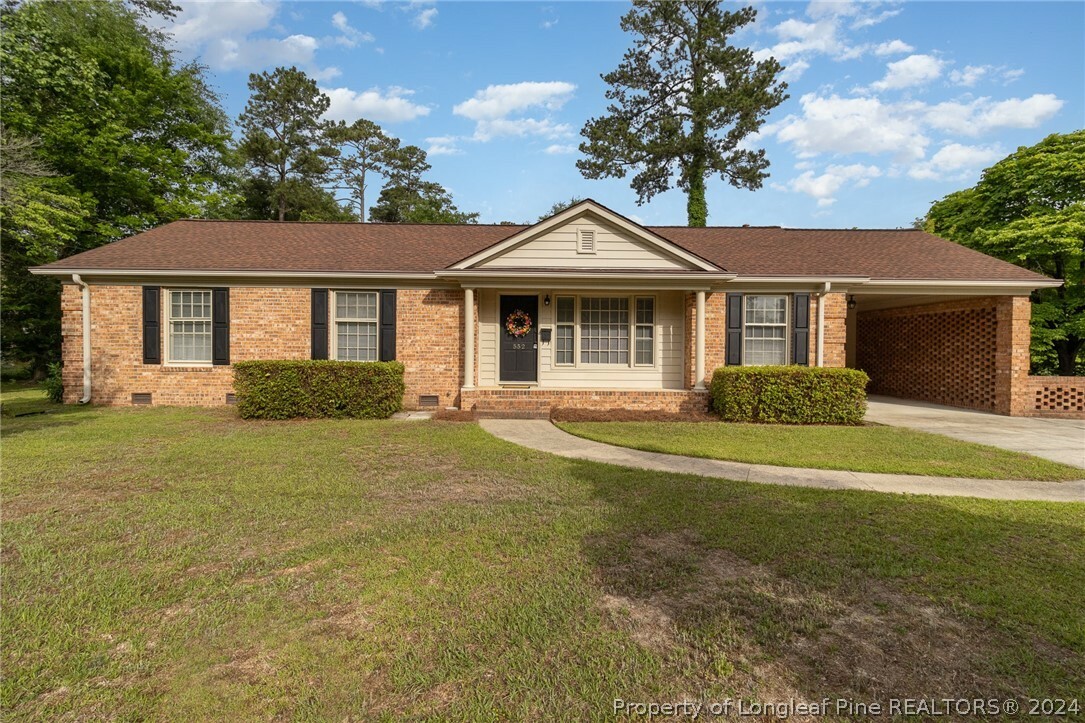 Property Photo: 552 Waterbury Drive NC 28311