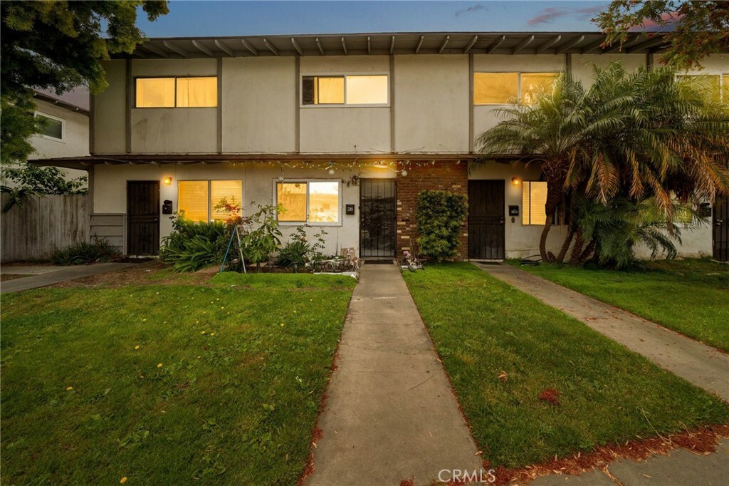 Property Photo:  615 S Euclid Street 50  CA 92704 