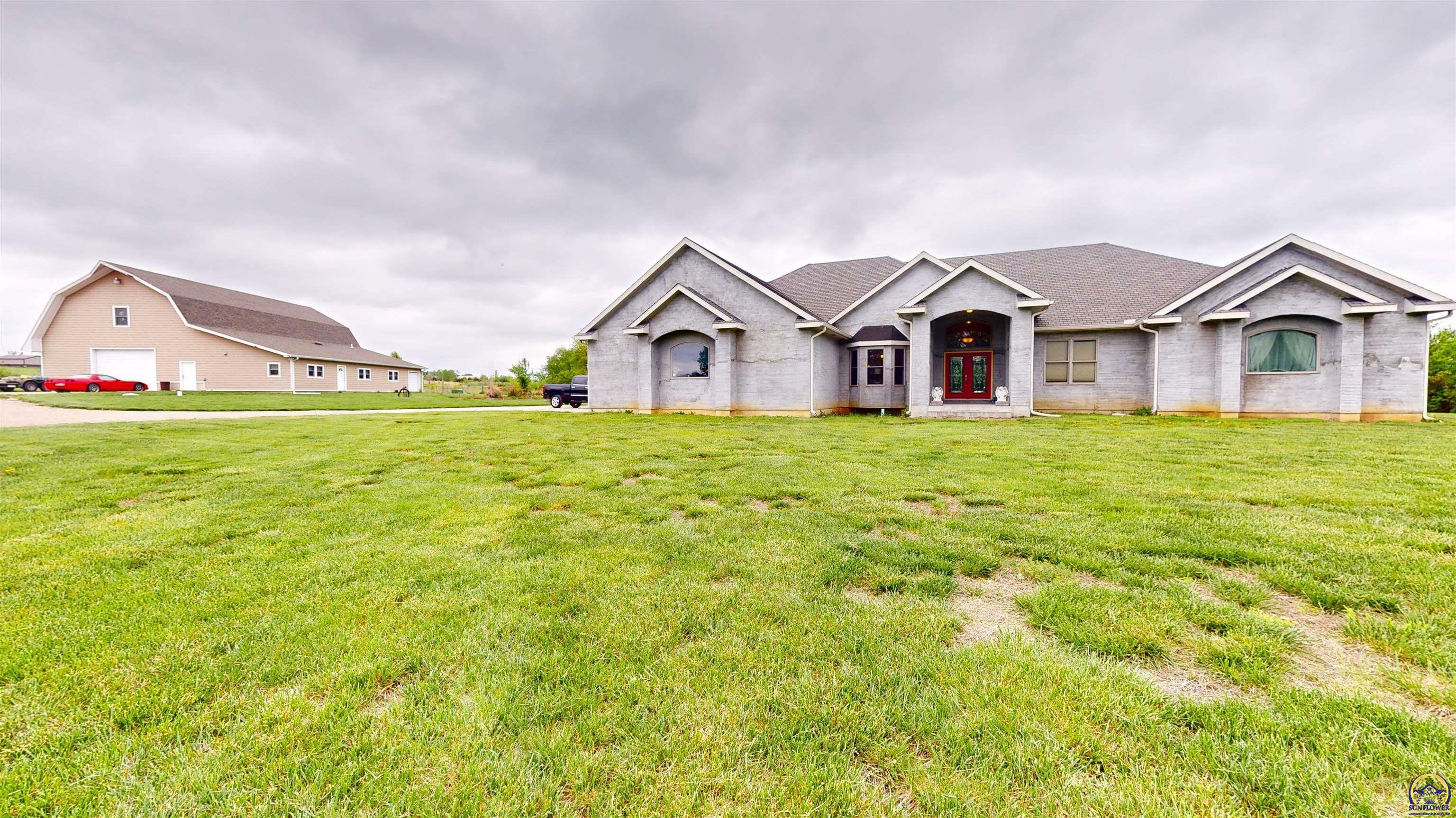 Property Photo:  4950 NW 62nd St  KS 66610-1308 