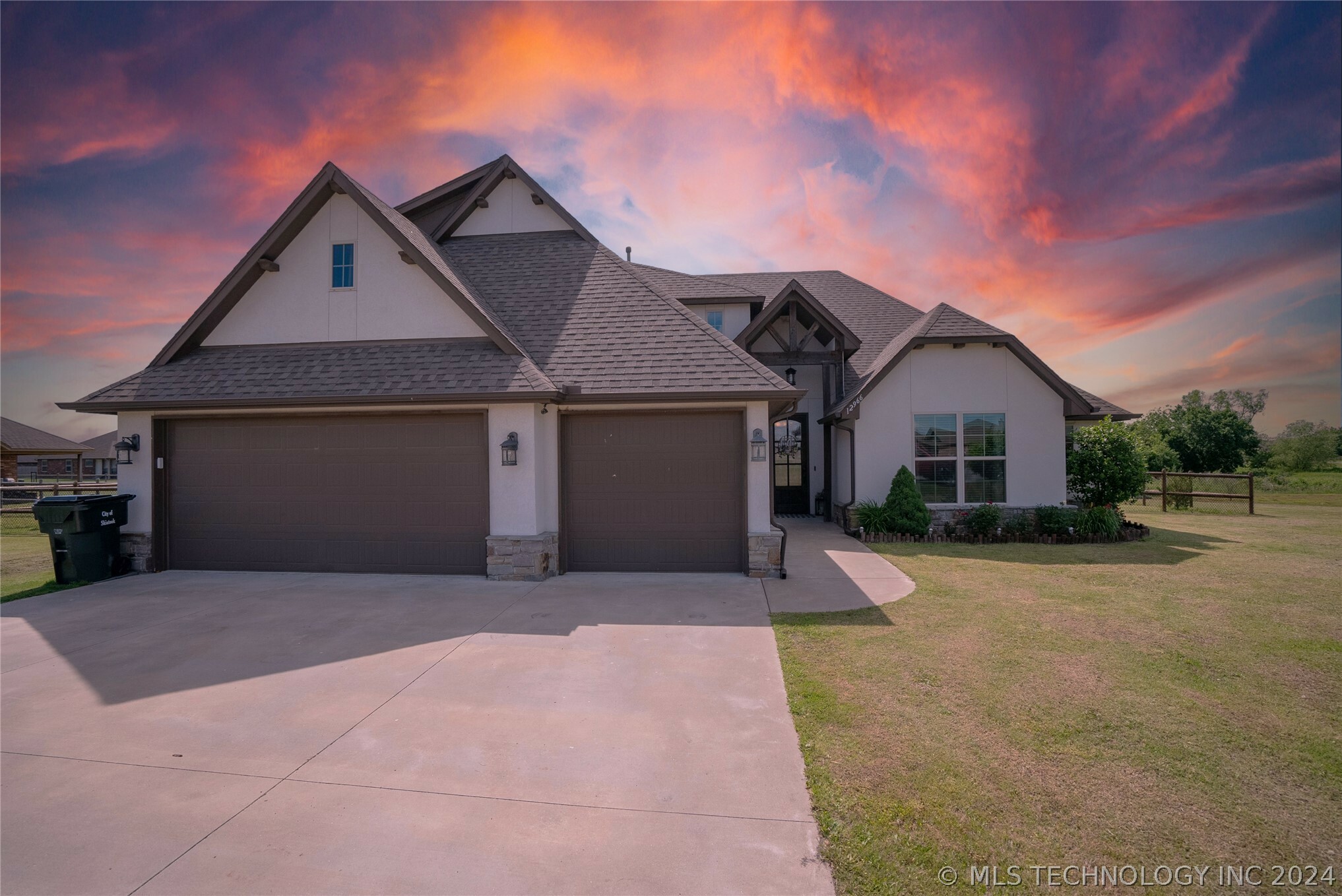 Property Photo:  12966 N 39th  OK 74070 