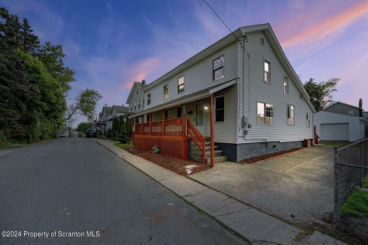 Property Photo:  1008 Corbett Avenue  PA 18504 