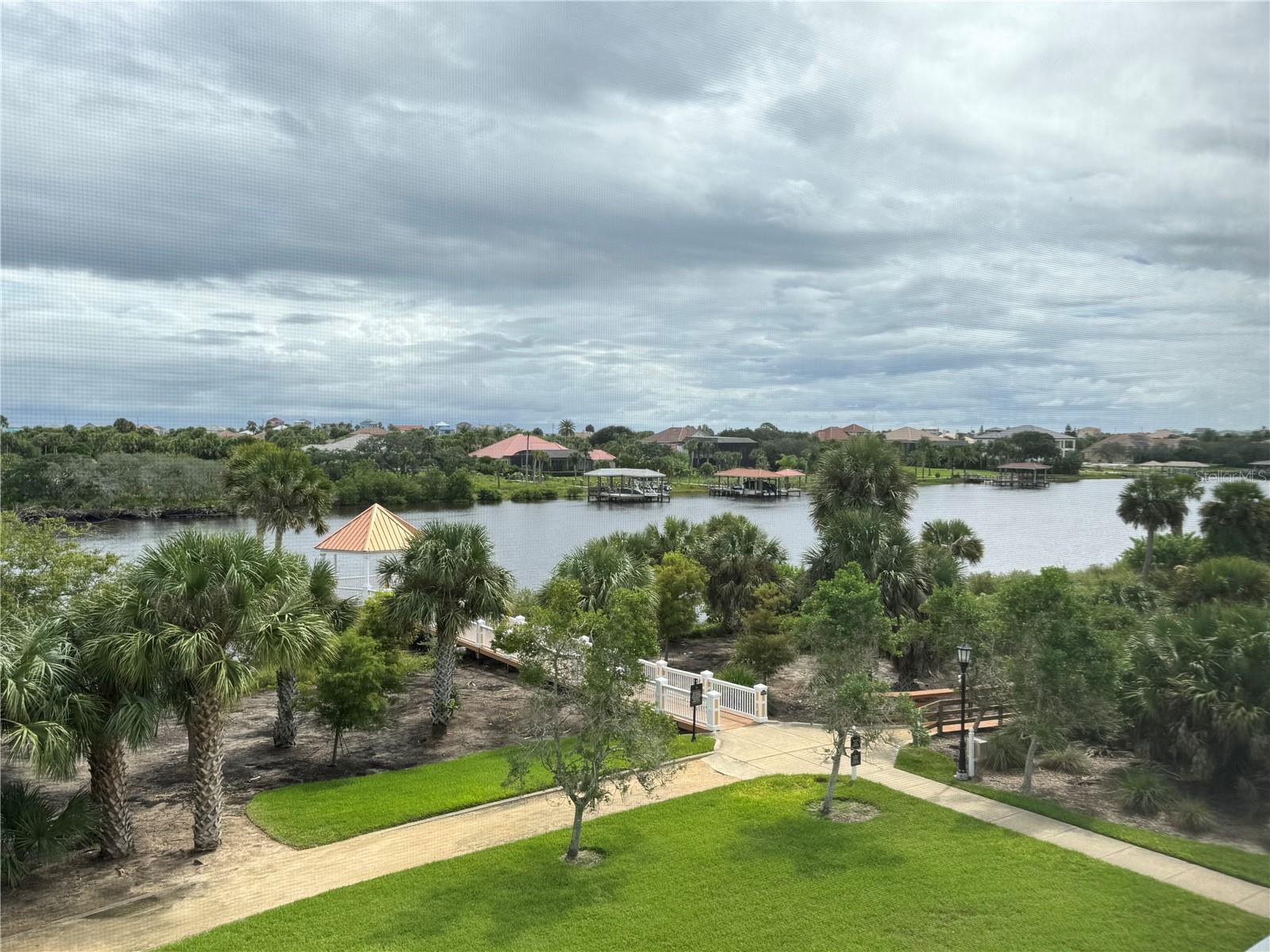 Property Photo: 455 Riverfront 102-A FL 32137