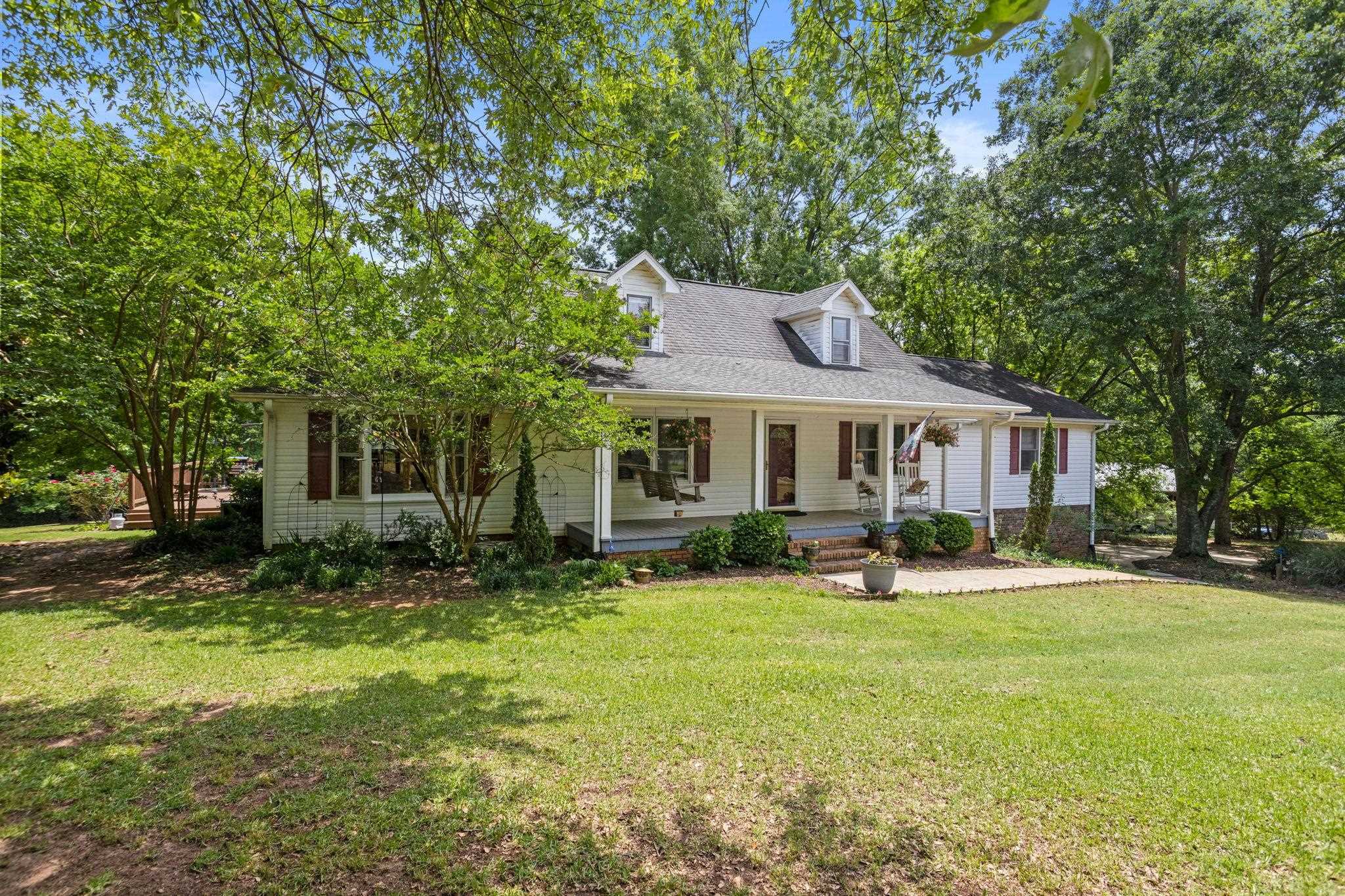 Property Photo: 579 Newman Road SC 29376