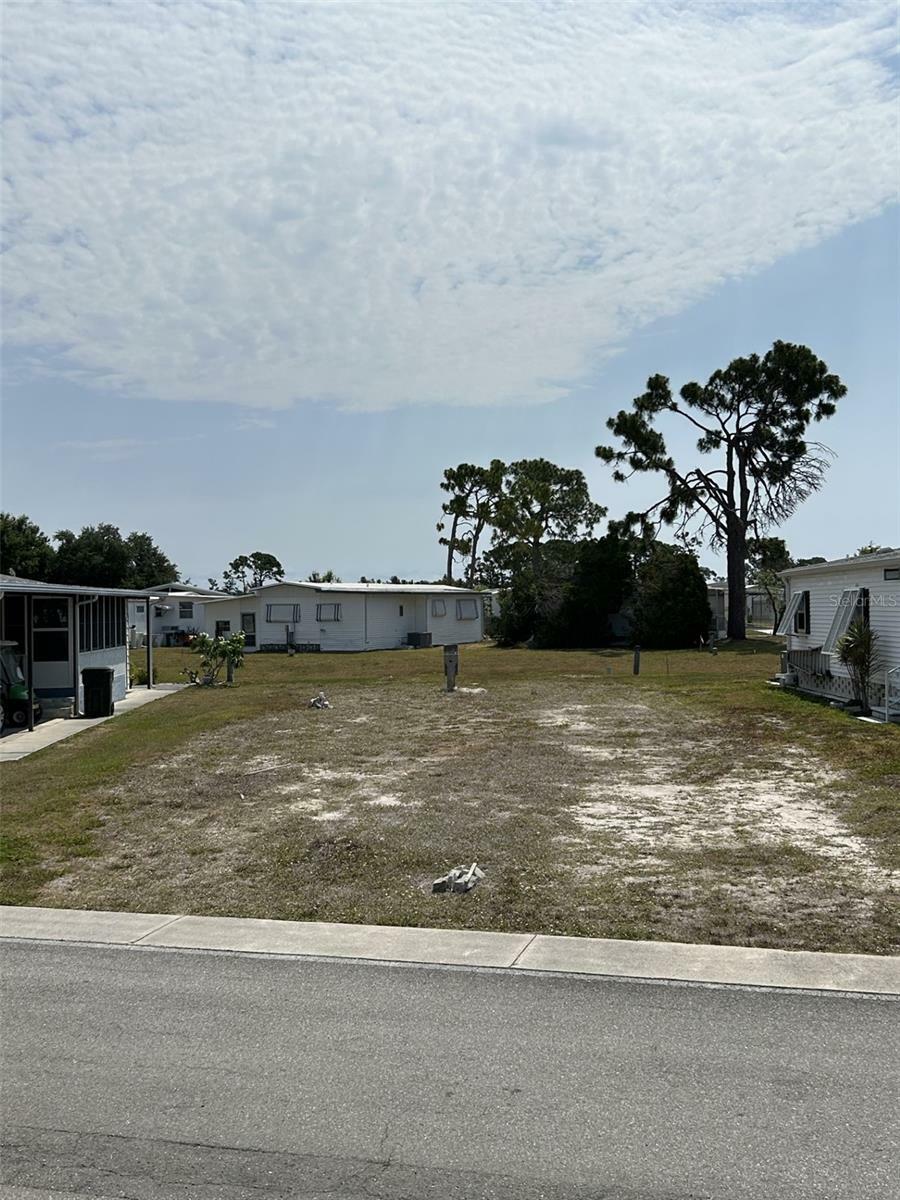 Property Photo:  6912 Apopo Court  FL 34287 