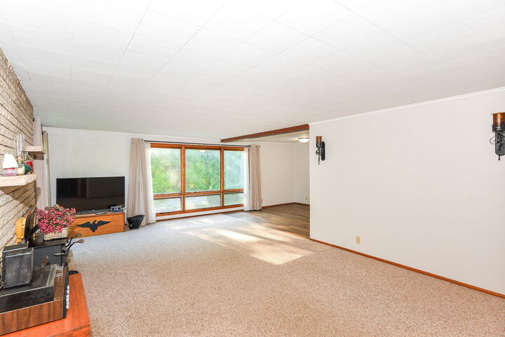 MLS21979214 413 Riley Road, New Castle, IN 47362